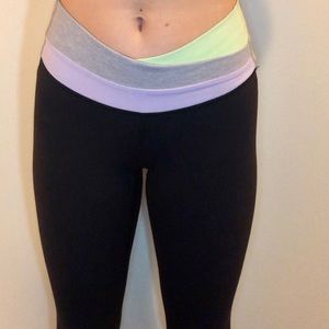 LULULEMON LEGGINGS WITH DETAILED WAISTBAND
